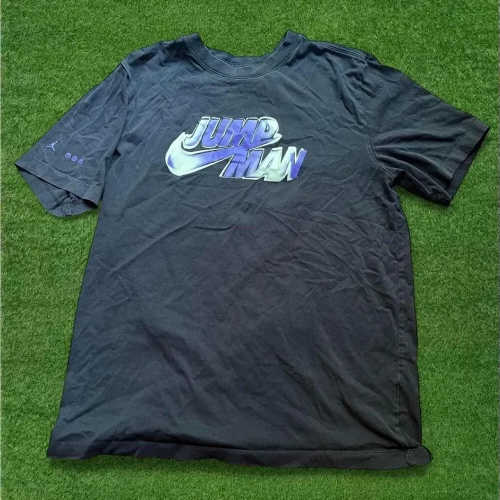 Jordan Men's Black and Brown T-shirt